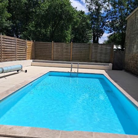 La Laujere Ivie - Gite & Piscine Privative Saint-Hilaire-du-Bois  외부 사진