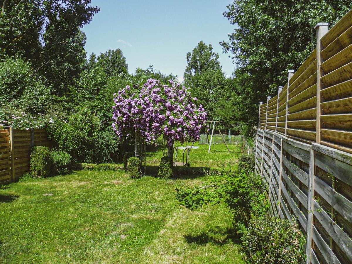 La Laujere Ivie - Gite & Piscine Privative Saint-Hilaire-du-Bois  외부 사진