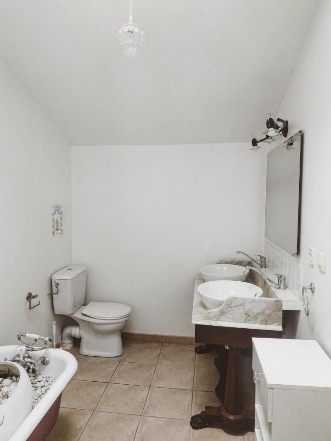 La Laujere Ivie - Gite & Piscine Privative Saint-Hilaire-du-Bois  외부 사진
